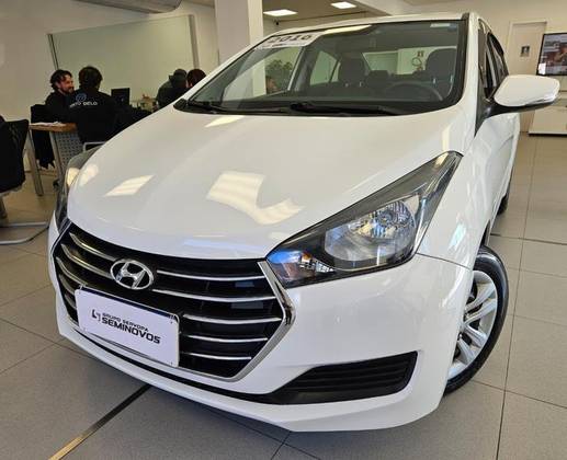 HYUNDAI HB20S 1.6 COMFORT PLUS 16V FLEX 4P MANUAL HYUNDAI HB20S 1.6 COMFORT PLUS 16V FLEX 4P MANUAL